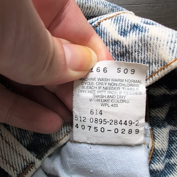 Vintage Levi's Student Fit Orange Tab Cut Off Acid Wash 80s Jean Shorts Festival - Picture 7 of 13